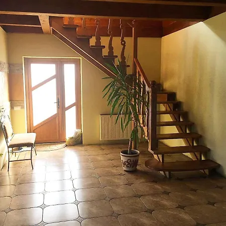 Villa_vovkal Yablunytsya